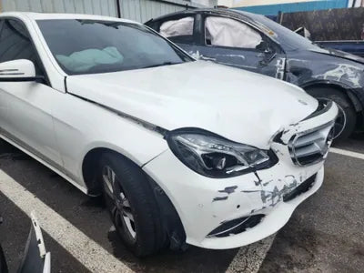 2016 Mercedes-Benz E 220 VIN: