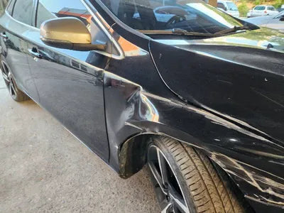 2016 Volvo V40 VIN: