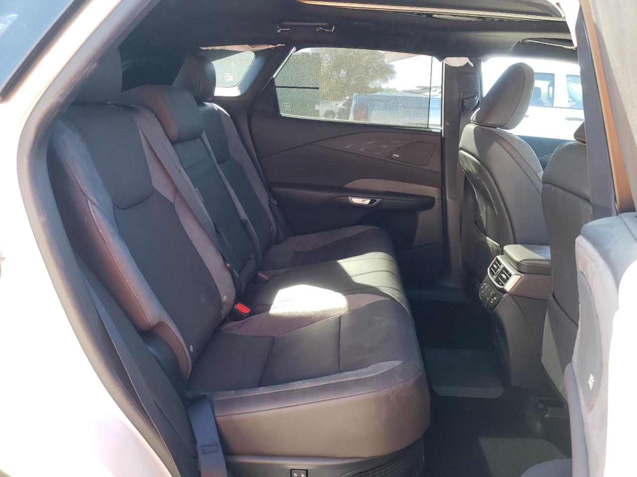 2024 LEXUS RX 450H+ LUXURY VIN:JTJCJMGA9R2021167