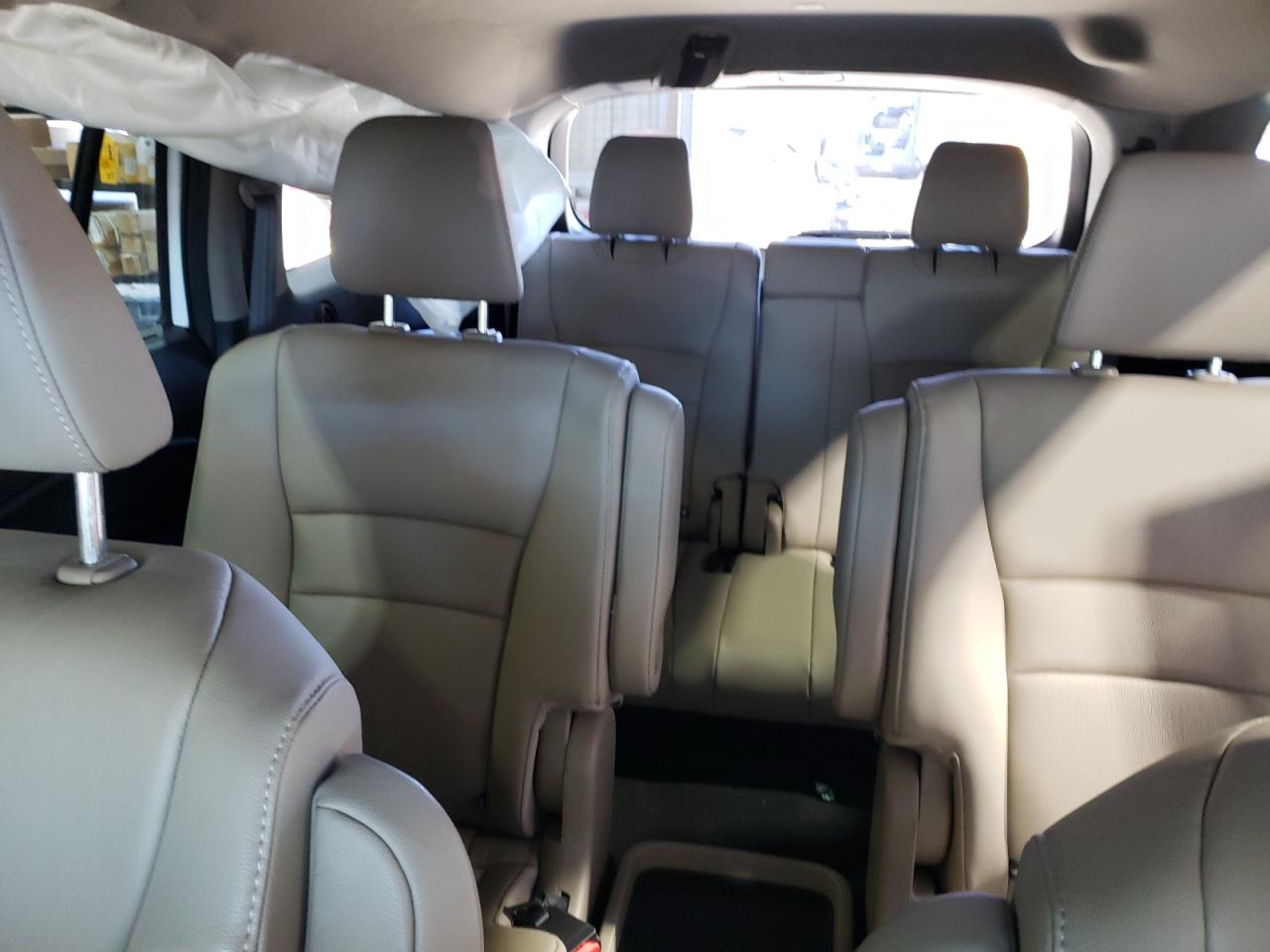 2022 HONDA PILOT TOURING VIN:5FNYF6H62NB018442