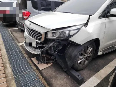 2017 Kia Carnival VIN: