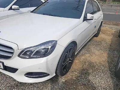 2015 Mercedes-Benz E 250 WDDHF9HB4GB273085 VIN:WDDHF9HB4GB273085