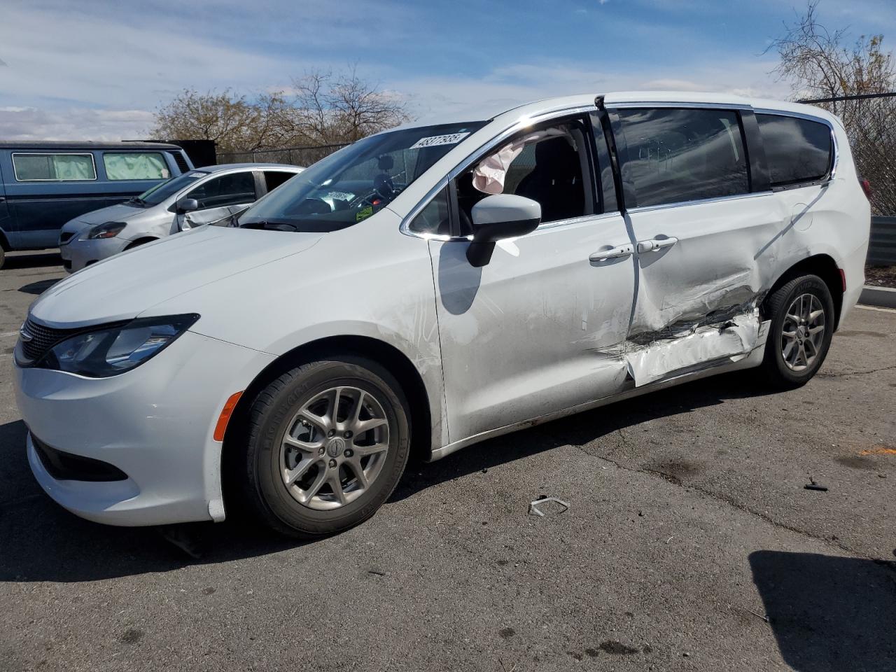 2022 CHRYSLER VOYAGER LX VIN:2C4RC1CG1NR203344