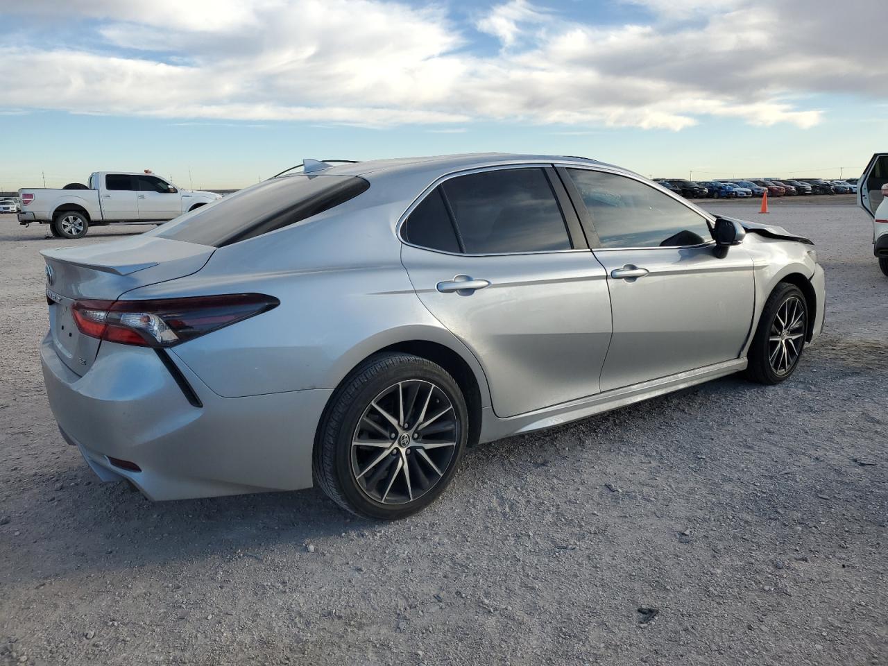 2022 TOYOTA CAMRY SE VIN:4T1G11AK2NU714662