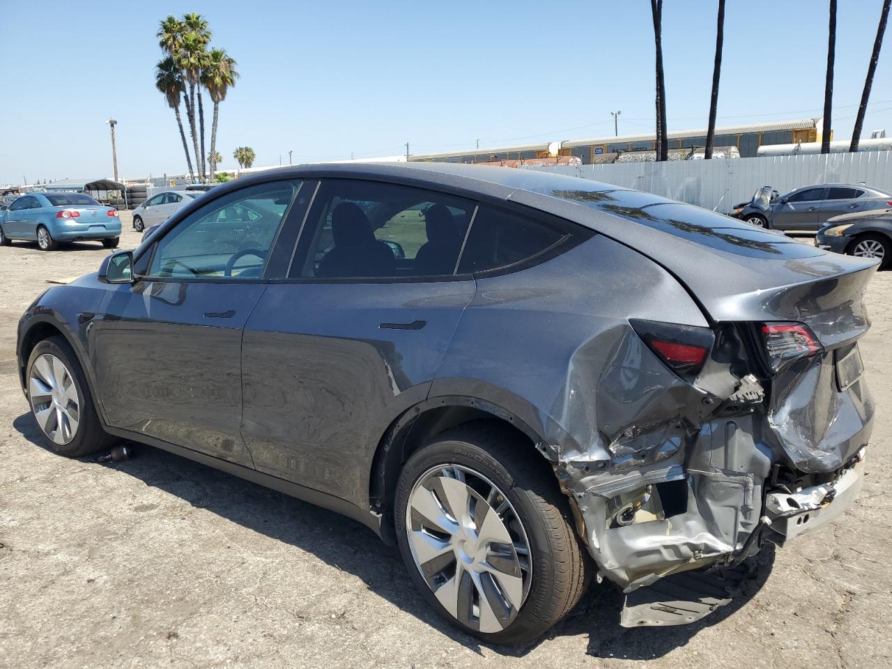 2023 TESLA MODEL Y  VIN:7SAYGDEE4PA037736