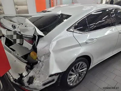 2019 Lexus ES 300 VIN:
