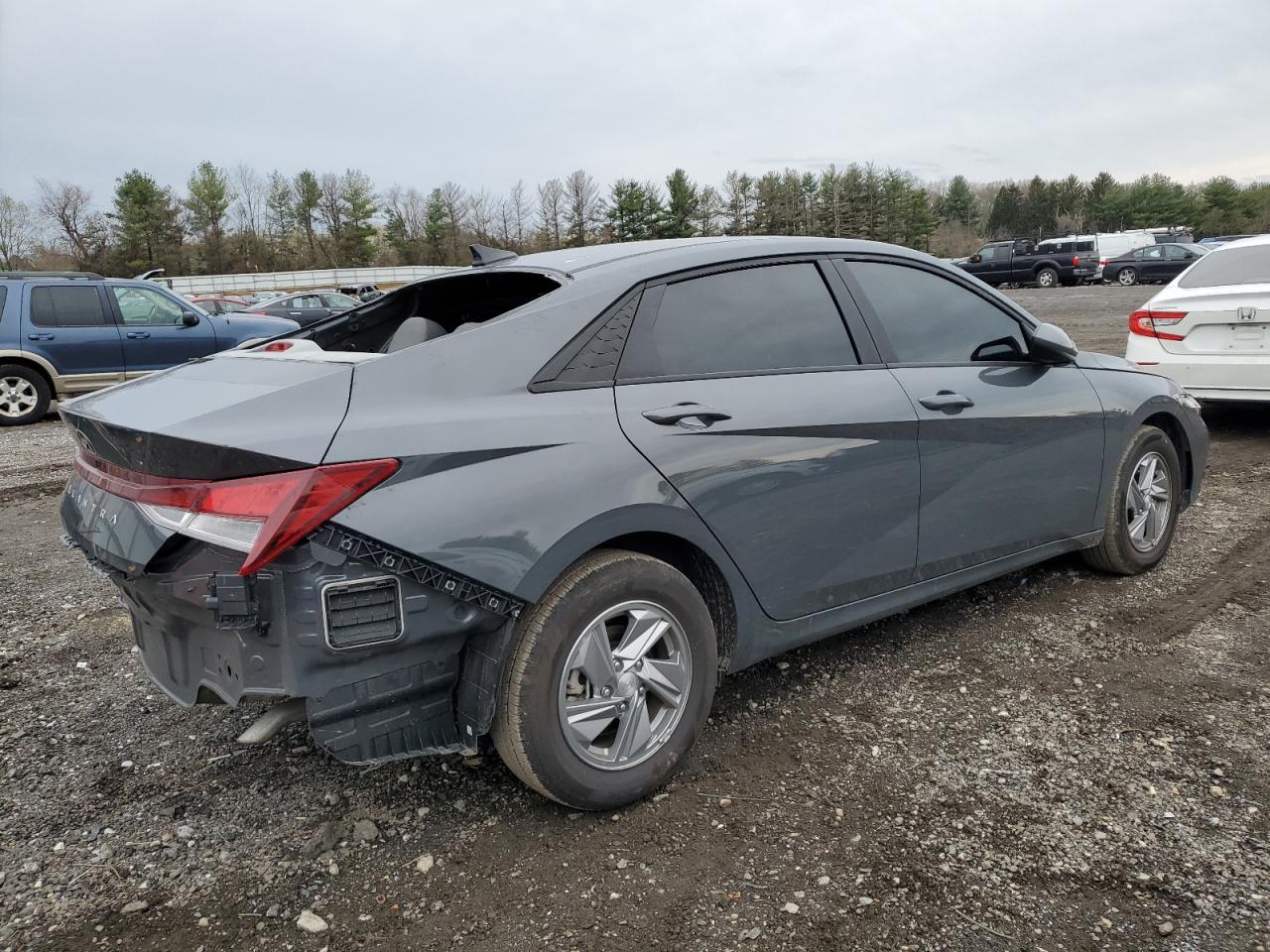 2024 HYUNDAI ELANTRA SE VIN:KMHLL4DG7RU645328