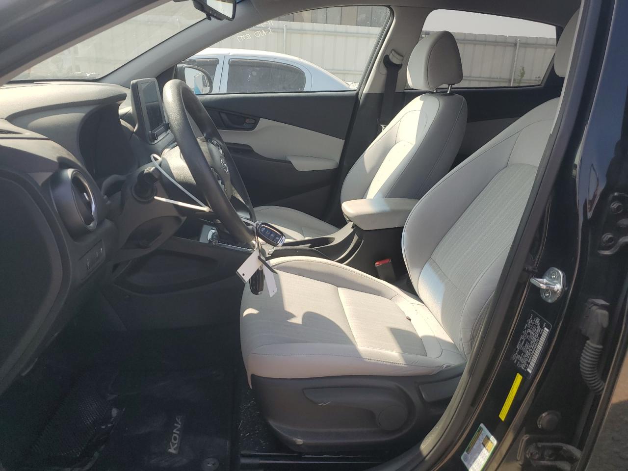 2022 HYUNDAI KONA SEL VIN:KM8K62AB9NU881747