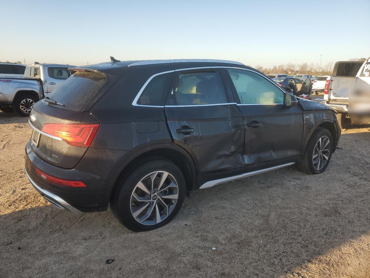 2024 AUDI Q5 PREMIUM 45 VIN:WA1GAAFY2R2020857