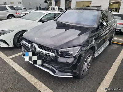 2020 Mercedes-Benz GLC 300 VIN: