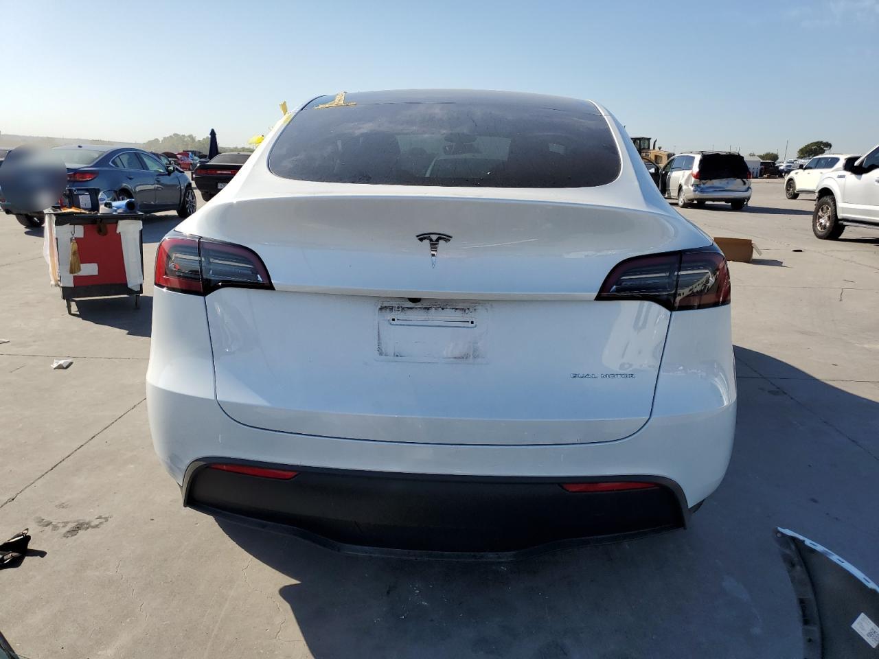 2023 TESLA MODEL Y  VIN:7SAYGDEE8PA208732