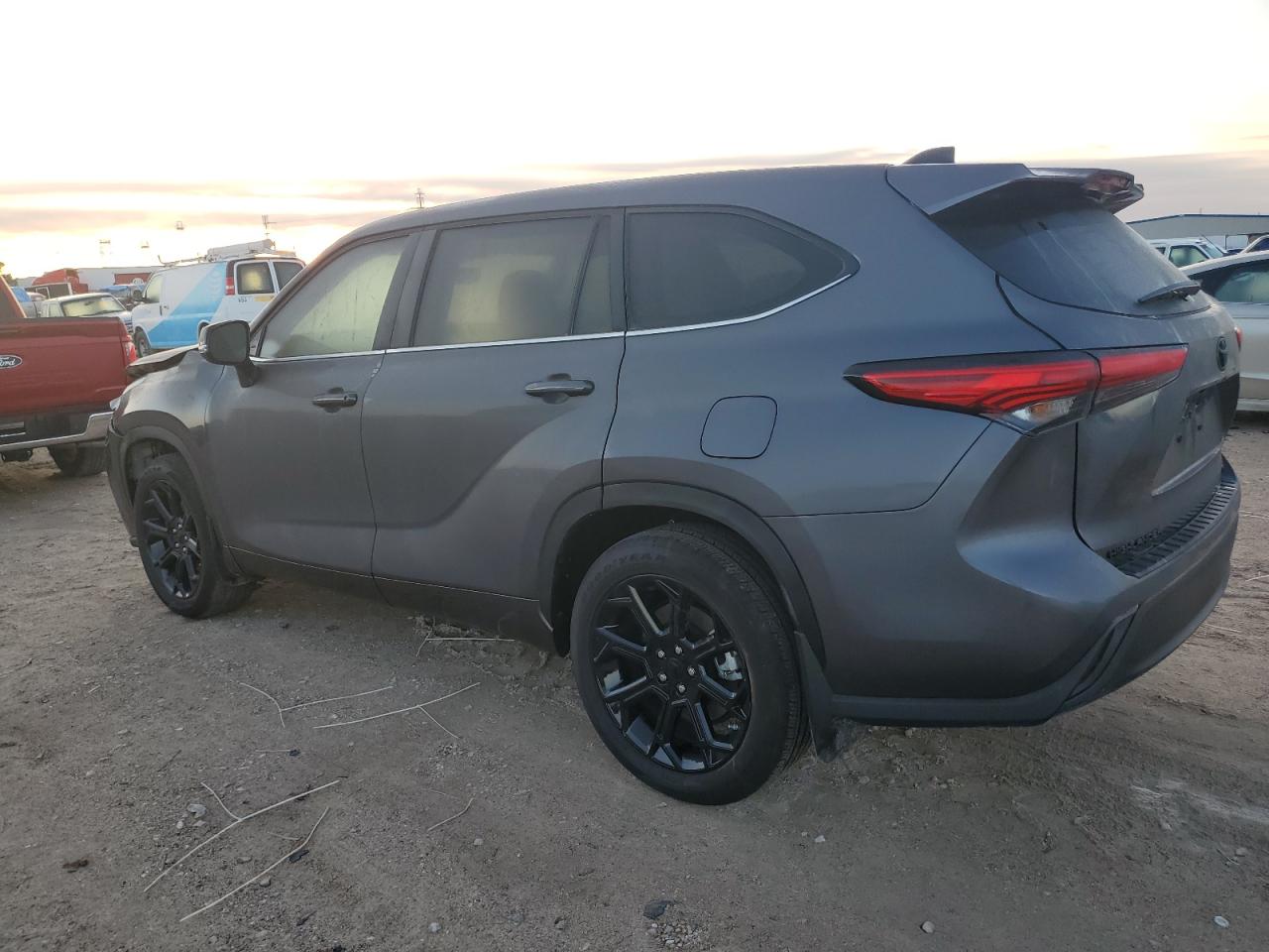 2023 TOYOTA HIGHLANDER L VIN:5TDKDRAHXPS526083