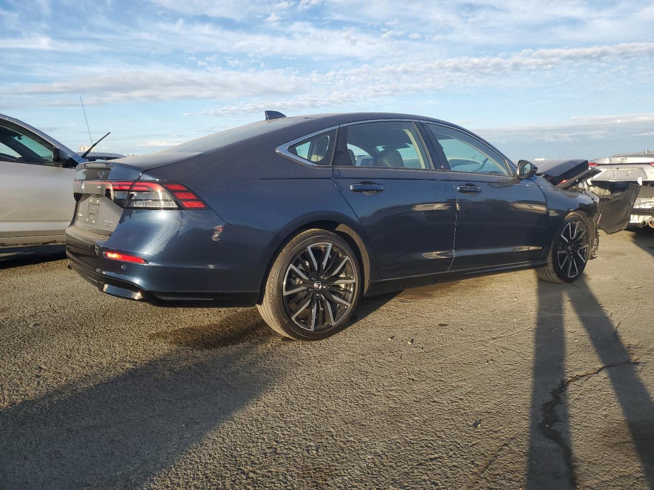 2024 HONDA ACCORD TOURING HYBRID VIN:1HGCY2F8XRA031506