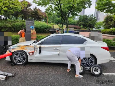 2016 Infiniti Q50 JNKAV71E2GM580619 VIN:JNKAV71E2GM580619