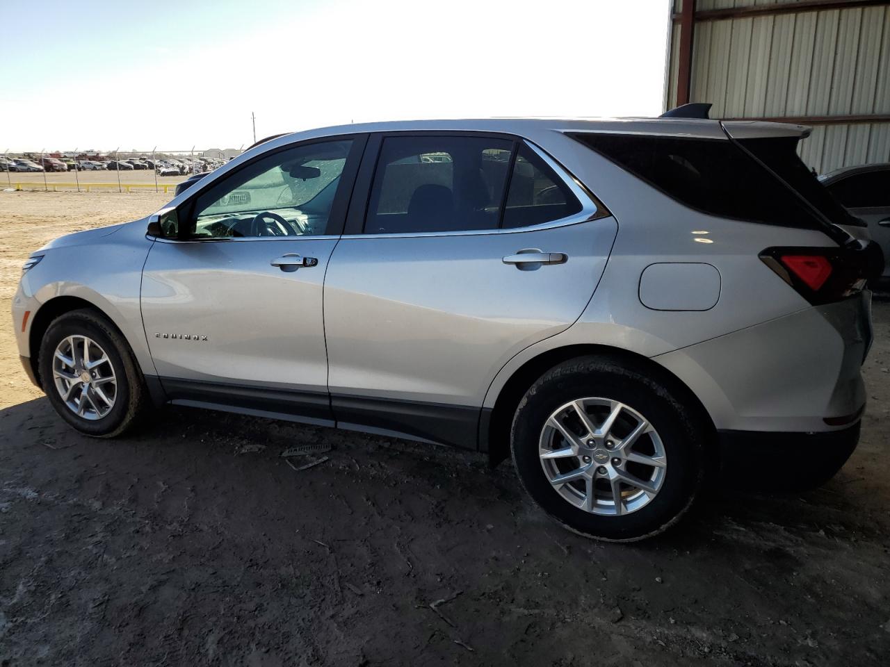 2022 CHEVROLET EQUINOX LT VIN:3GNAXKEV2NL258859