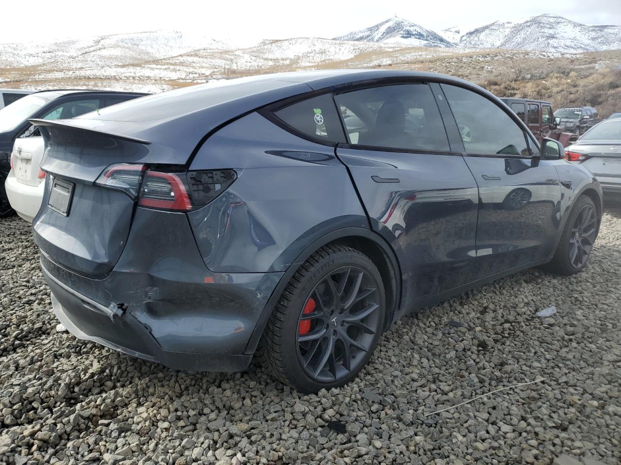 2022 TESLA MODEL Y  VIN:7SAYGDEF6NF444949