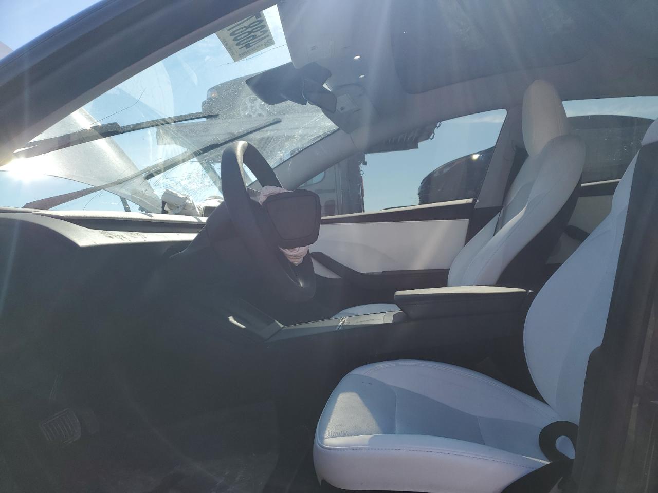 2024 TESLA MODEL 3  VIN:LRW3E7EB7RC101403