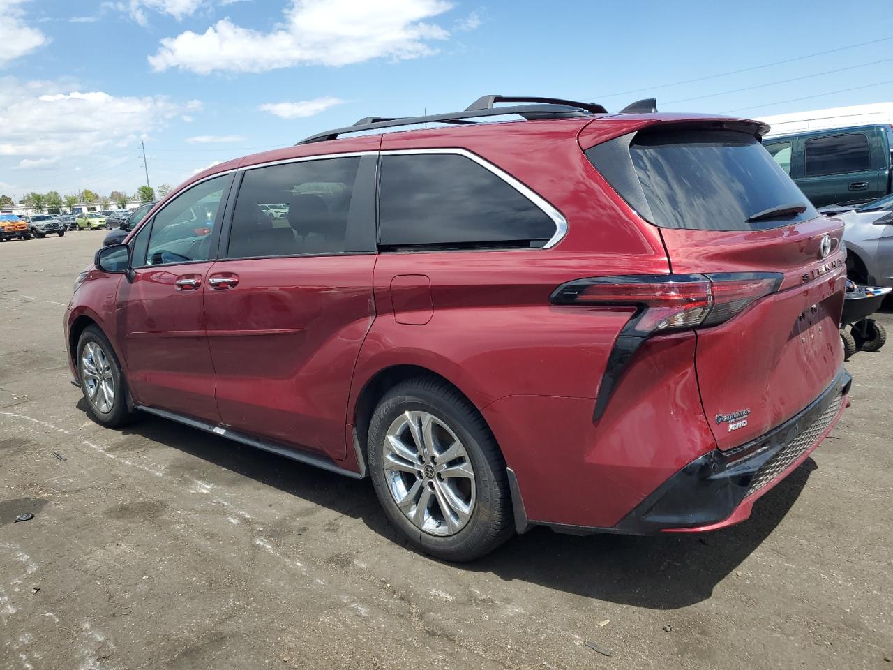 2022 TOYOTA SIENNA XSE VIN:5TDDSKFC9NS048125