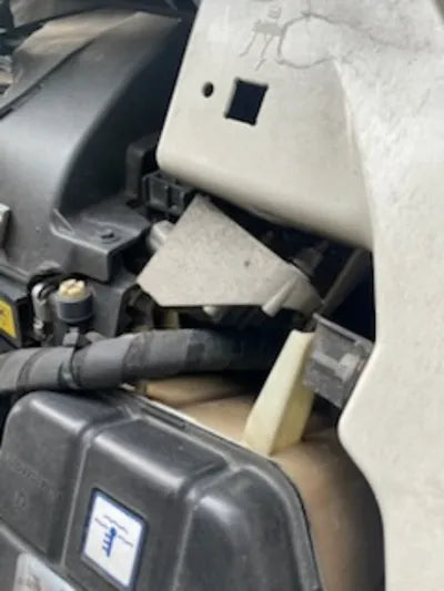 2016 Maserati Ghibli VIN: