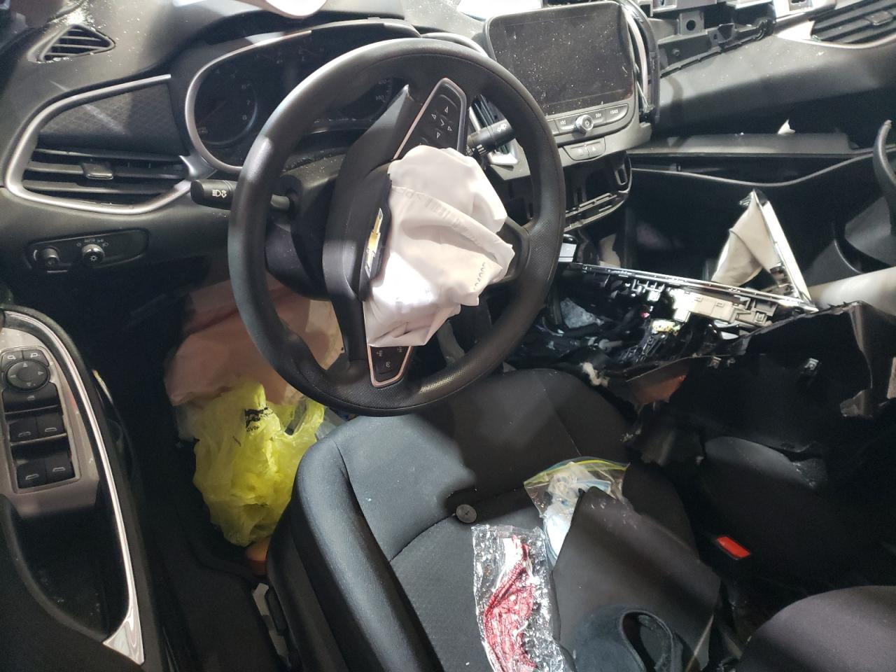 2022 CHEVROLET MALIBU LT VIN:1G1ZD5ST1NF104106