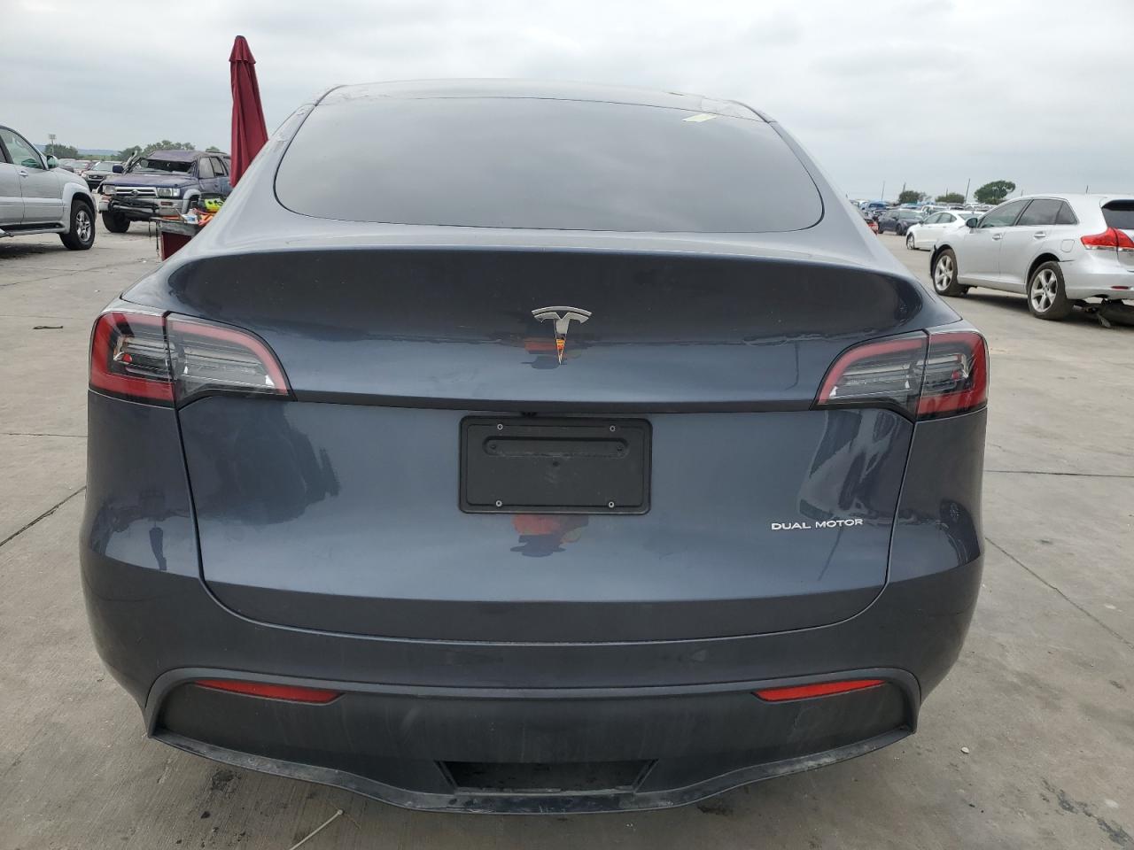 2023 TESLA MODEL Y  VIN:7SAYGDEE5PA129647