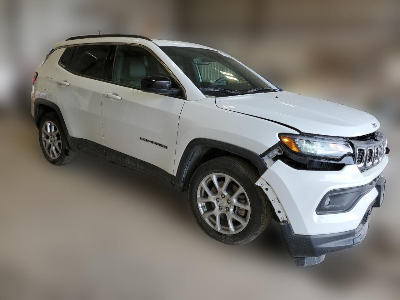 2023 JEEP COMPASS LATITUDE LUX VIN:3C4NJDFN9PT573621