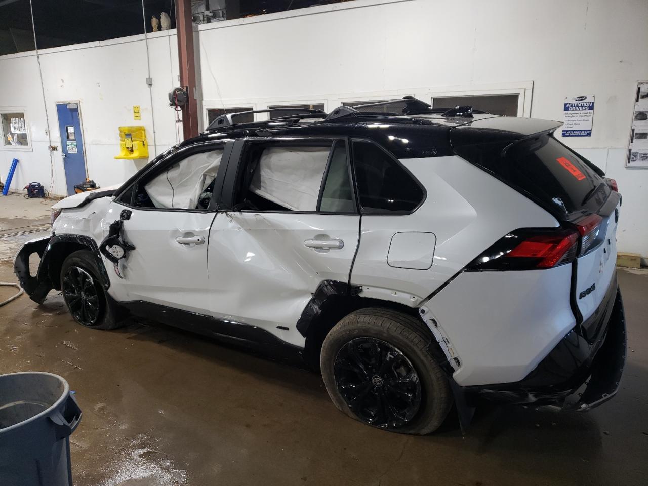 2023 TOYOTA RAV4 XSE VIN:2T3E6RFV2PW044048