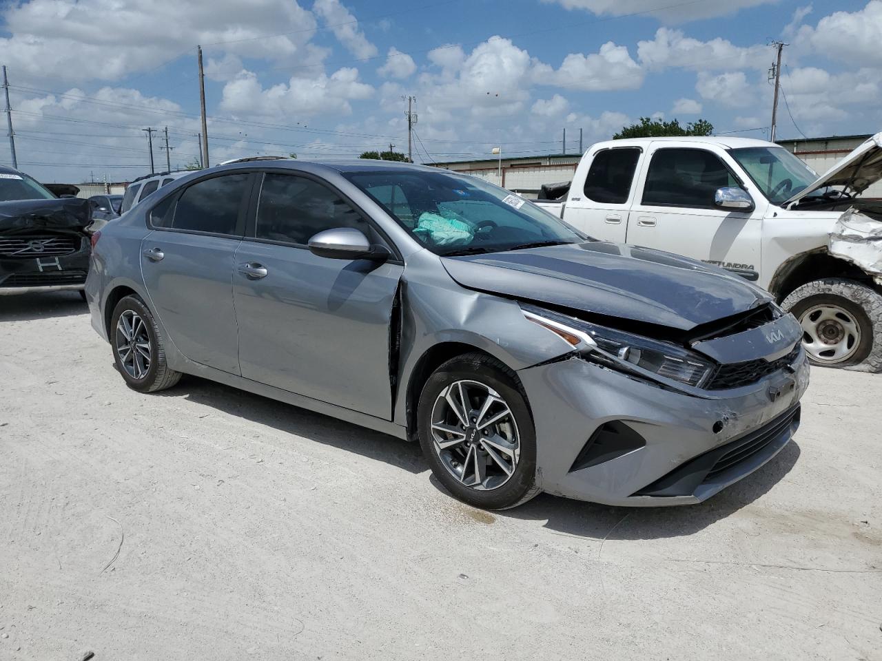 2023 KIA FORTE LX VIN:3KPF24AD7PE644156