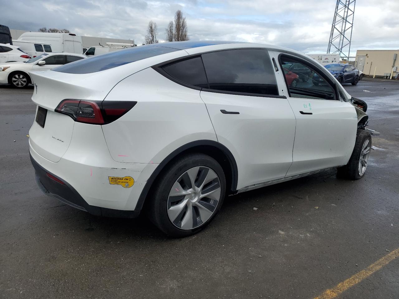 2022 TESLA MODEL Y  VIN:7SAYGAEE4NF492844