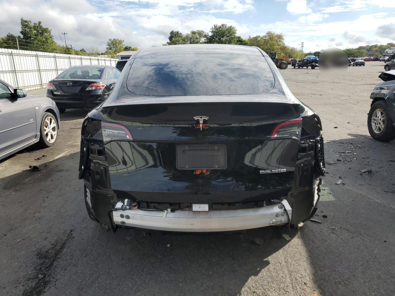 2023 TESLA MODEL Y  VIN:7SAYGDEF8PF747377