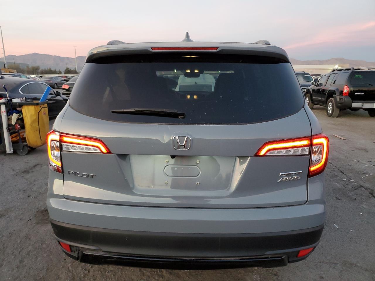 2022 HONDA PILOT SE VIN:5FNYF6H23NB104484