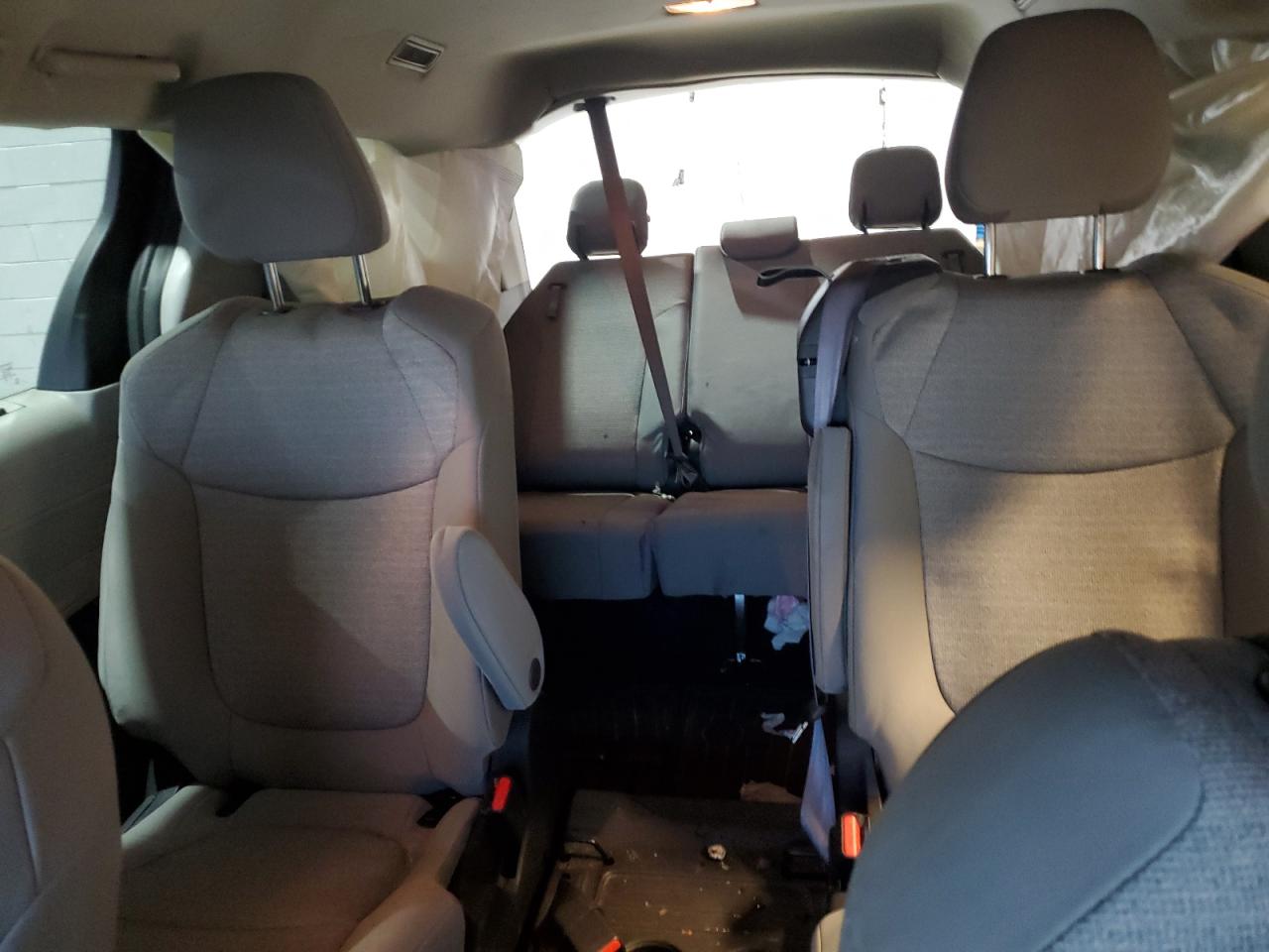 2022 TOYOTA SIENNA LE VIN:5TDKSKFC0NS066813