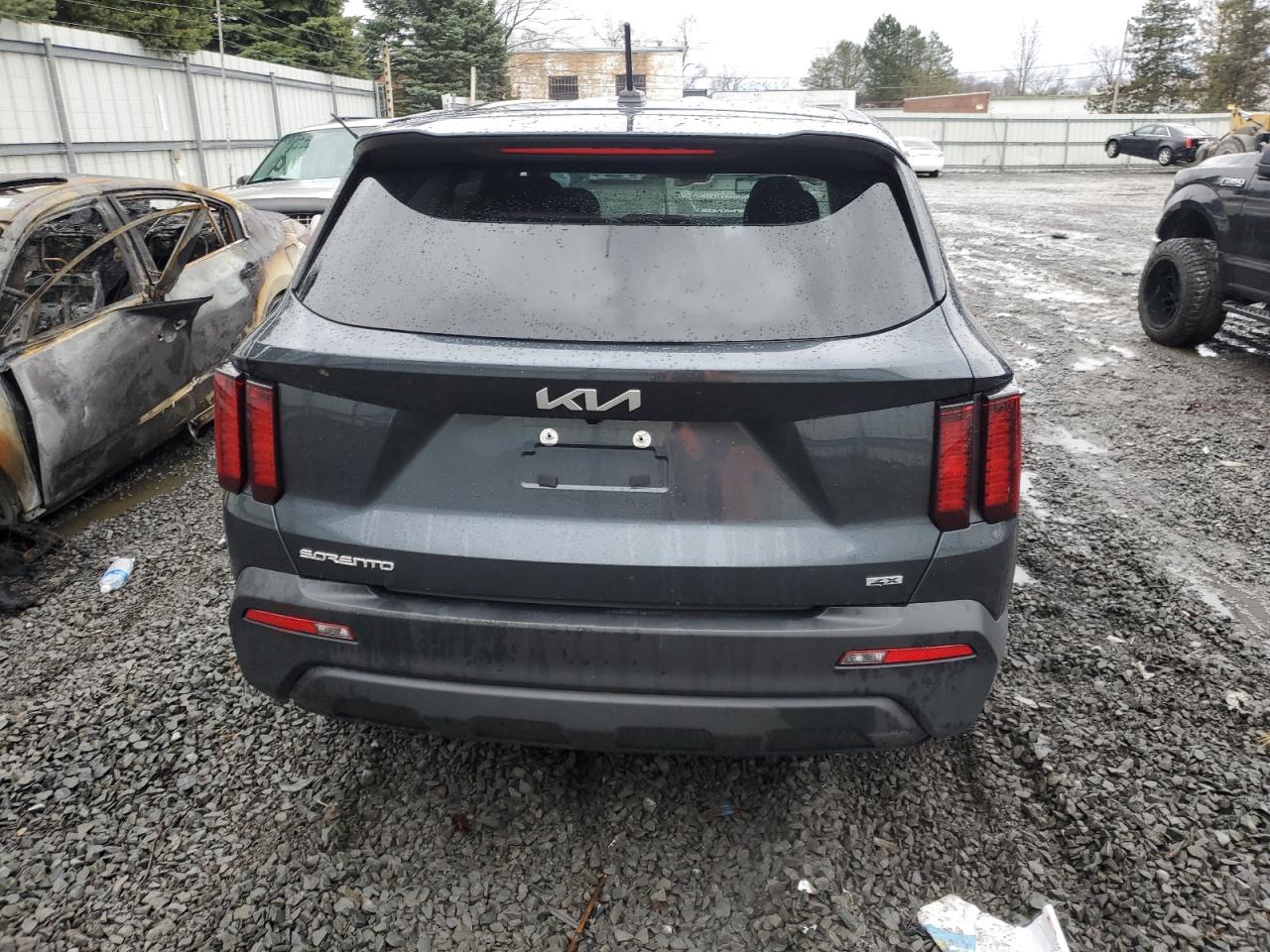 2023 KIA SORENTO LX VIN:5XYRGDLC4PG212369