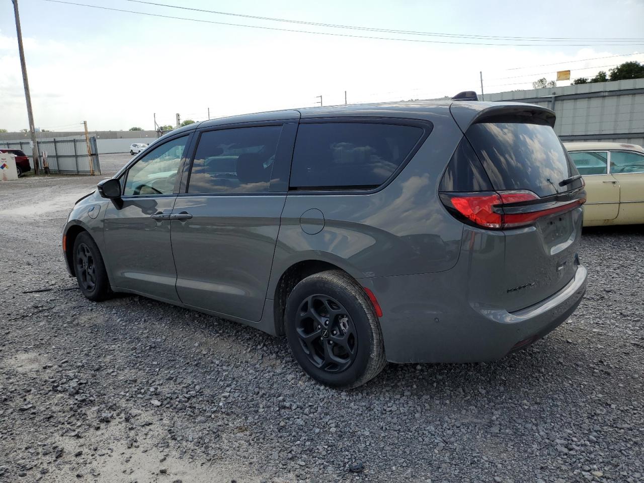 2023 CHRYSLER PACIFICA HYBRID LIMITED VIN:2C4RC1S73PR580259