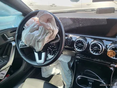 2021 Mercedes-Benz A 220 VIN: