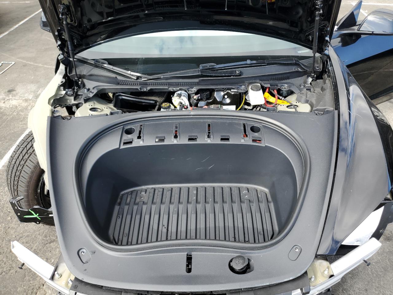 2024 TESLA MODEL 3  VIN:5YJ3E1EA2RF815921
