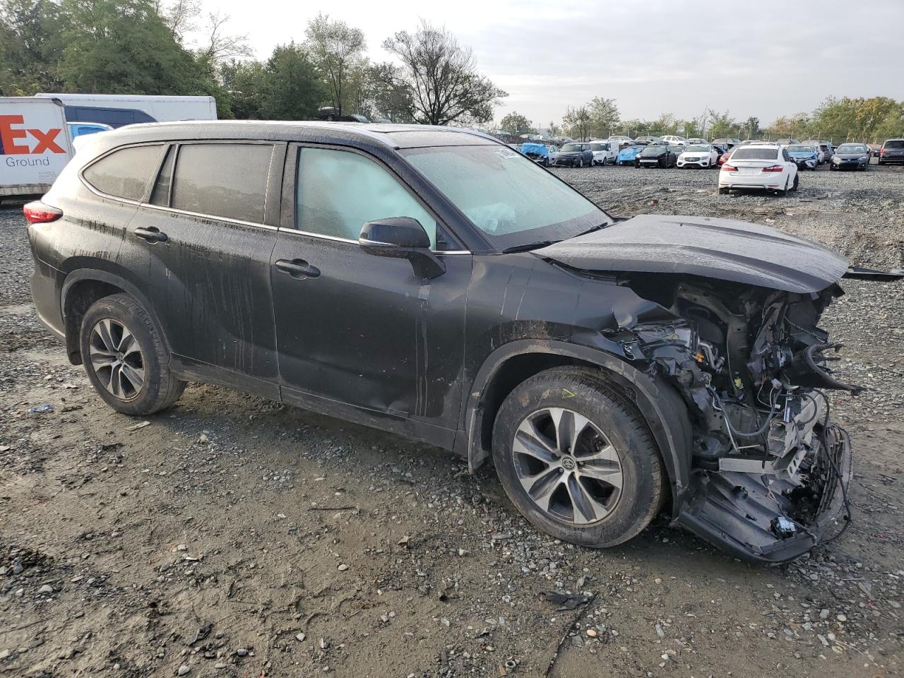2022 TOYOTA HIGHLANDER XLE VIN:5TDHZRBH2NS176455