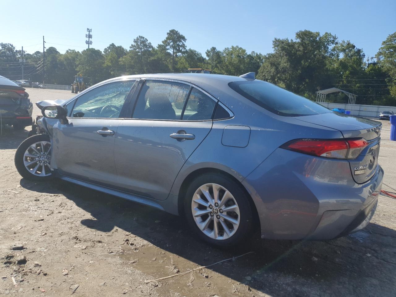 2022 TOYOTA COROLLA XLE VIN:5YFFPMAE4NP278730