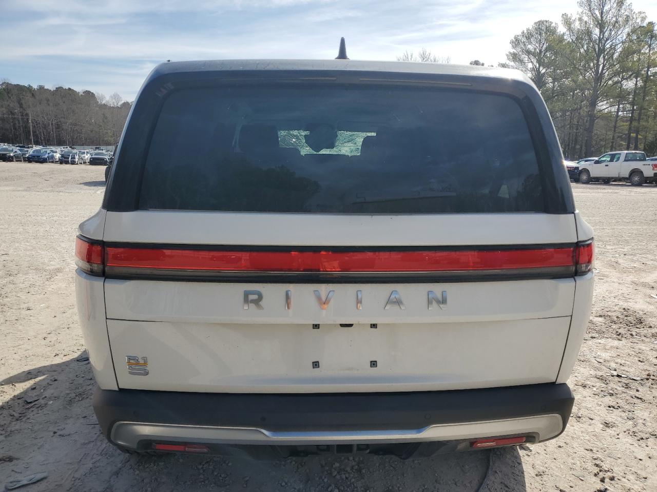 2024 RIVIAN R1S ADVENTURE VIN:7PDSGABA1RN030813