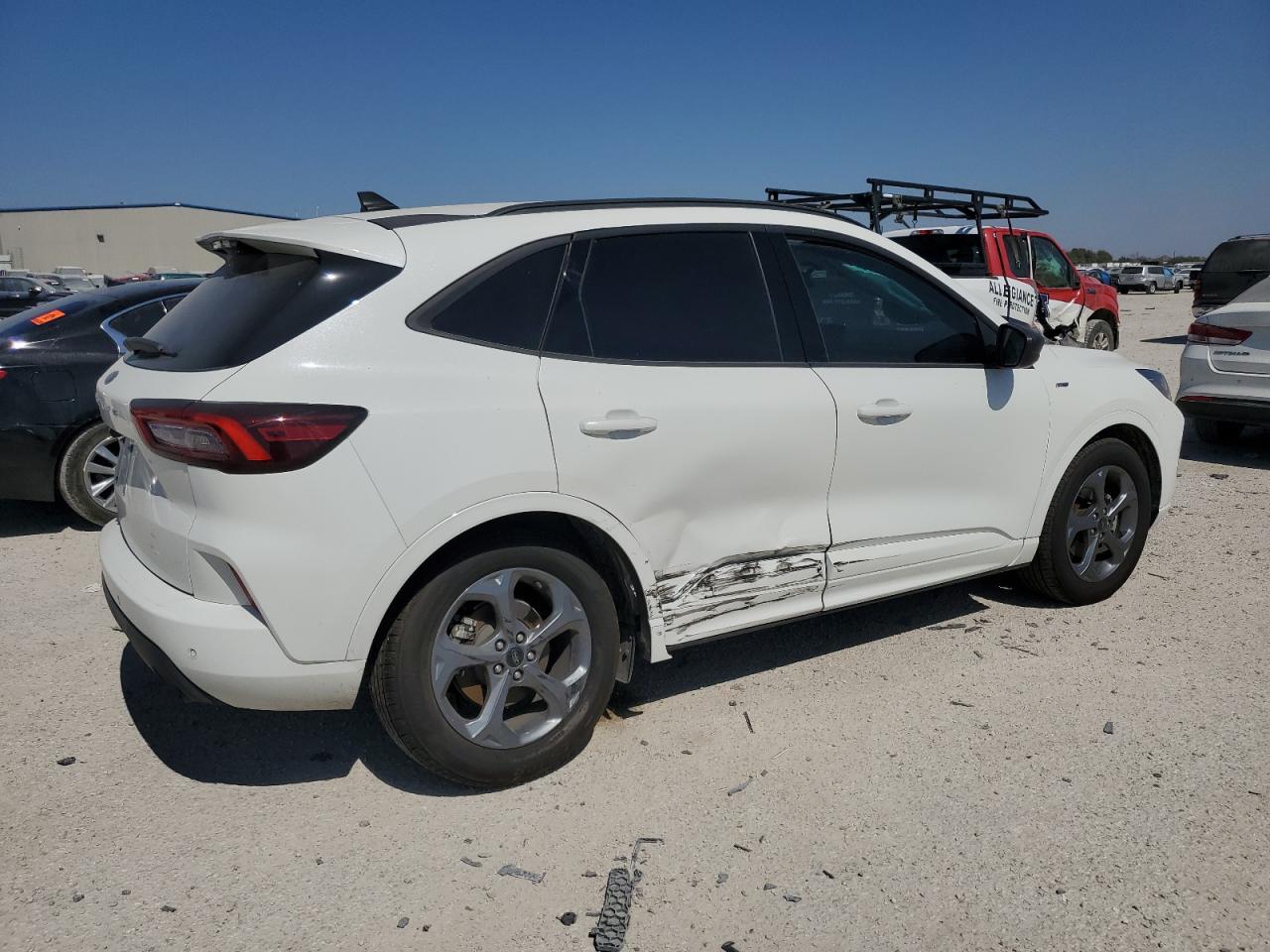 2023 FORD ESCAPE ST LINE VIN:1FMCU0MN3PUA37629