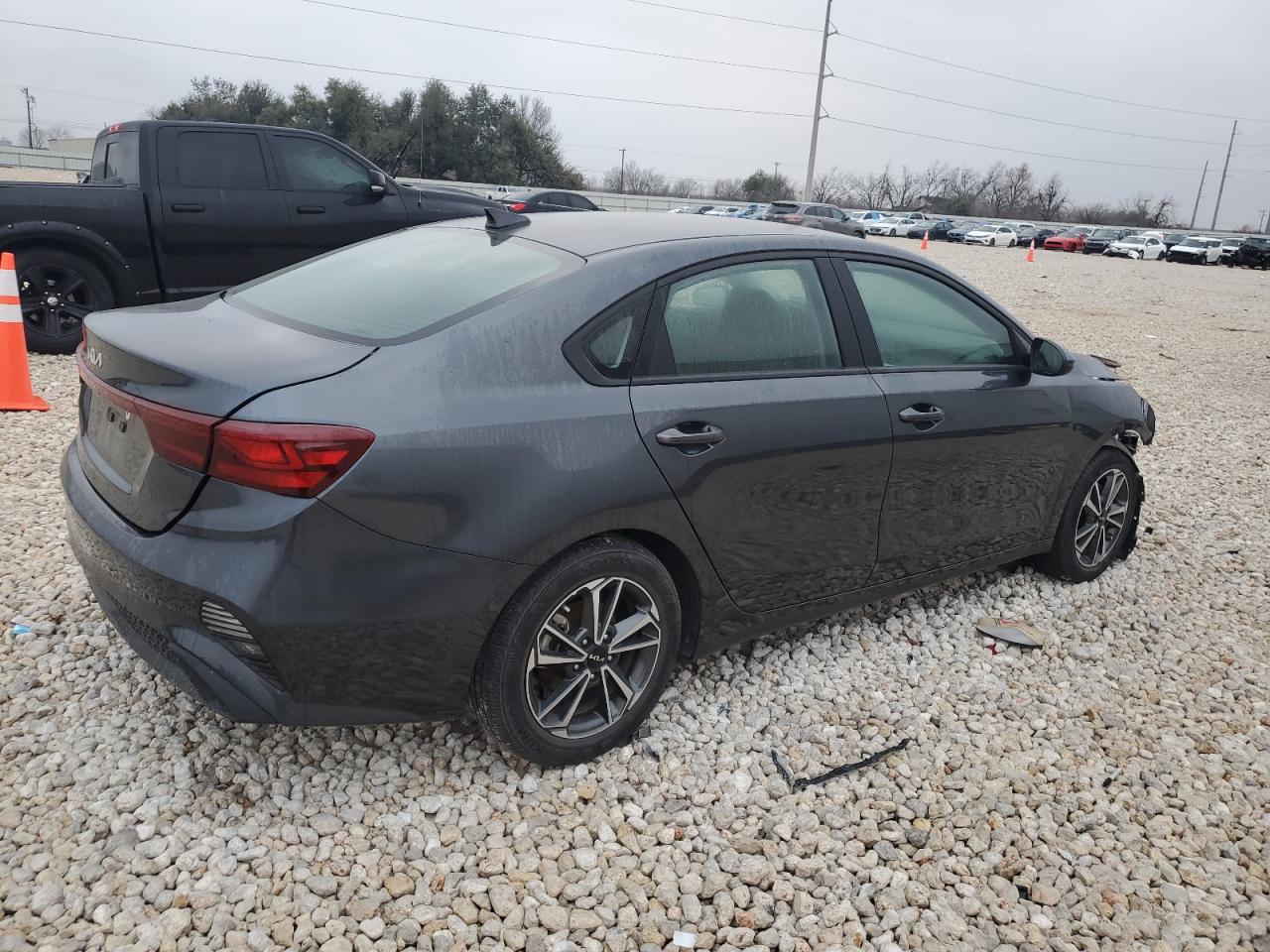 2022 KIA FORTE FE VIN:3KPF24AD9NE427138