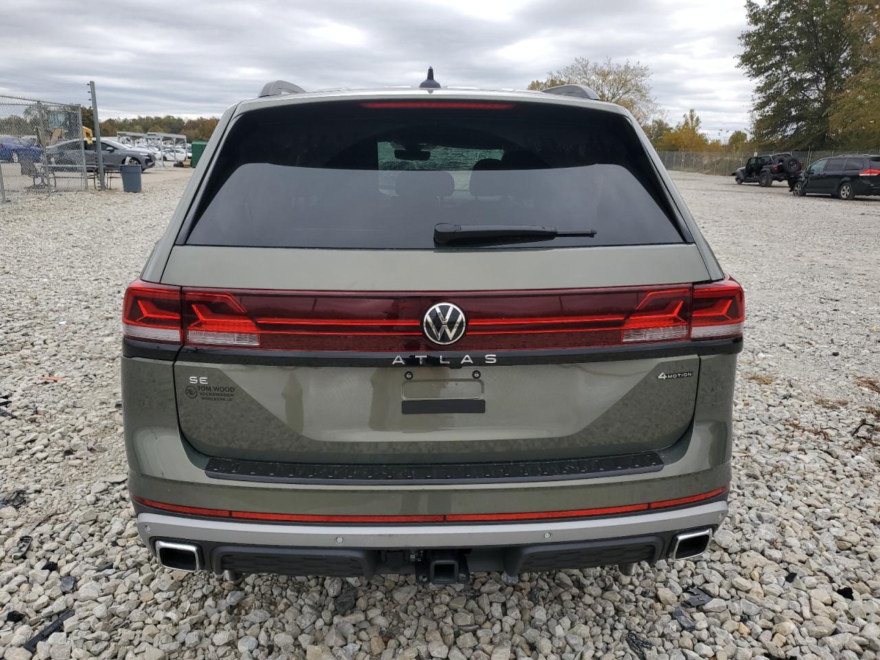 2024 VOLKSWAGEN ATLAS PEAK EDITION SE VIN:1V2CR2CA4RC575859