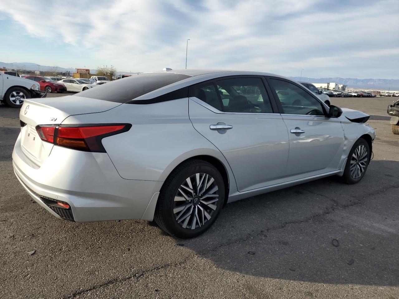 2024 NISSAN ALTIMA SV VIN:1N4BL4DV2RN434276