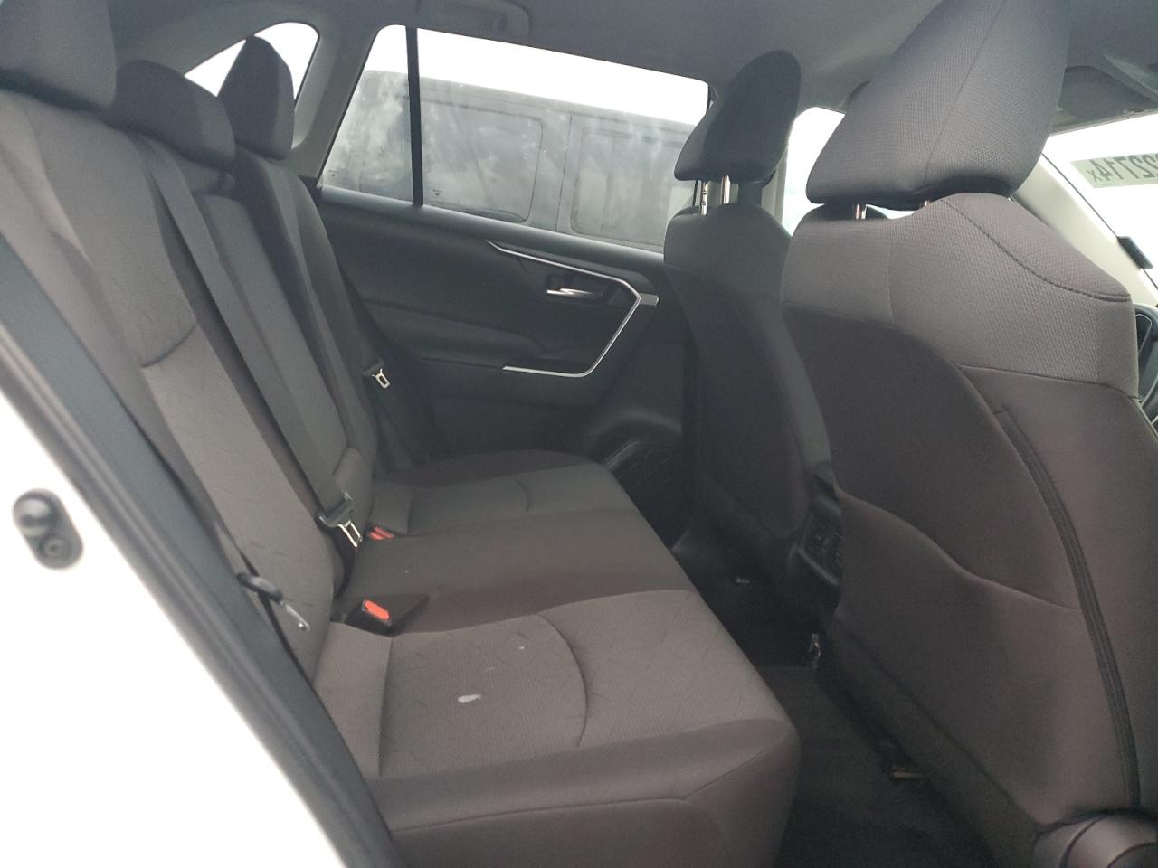 2022 TOYOTA RAV4 XLE VIN:2T3W1RFVXNW233630