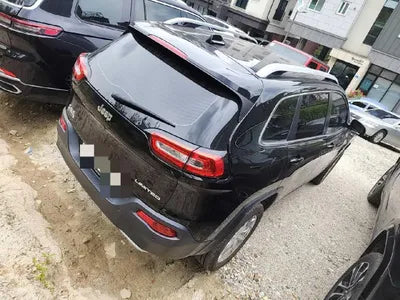 2017 Jeep Cherokee VIN: