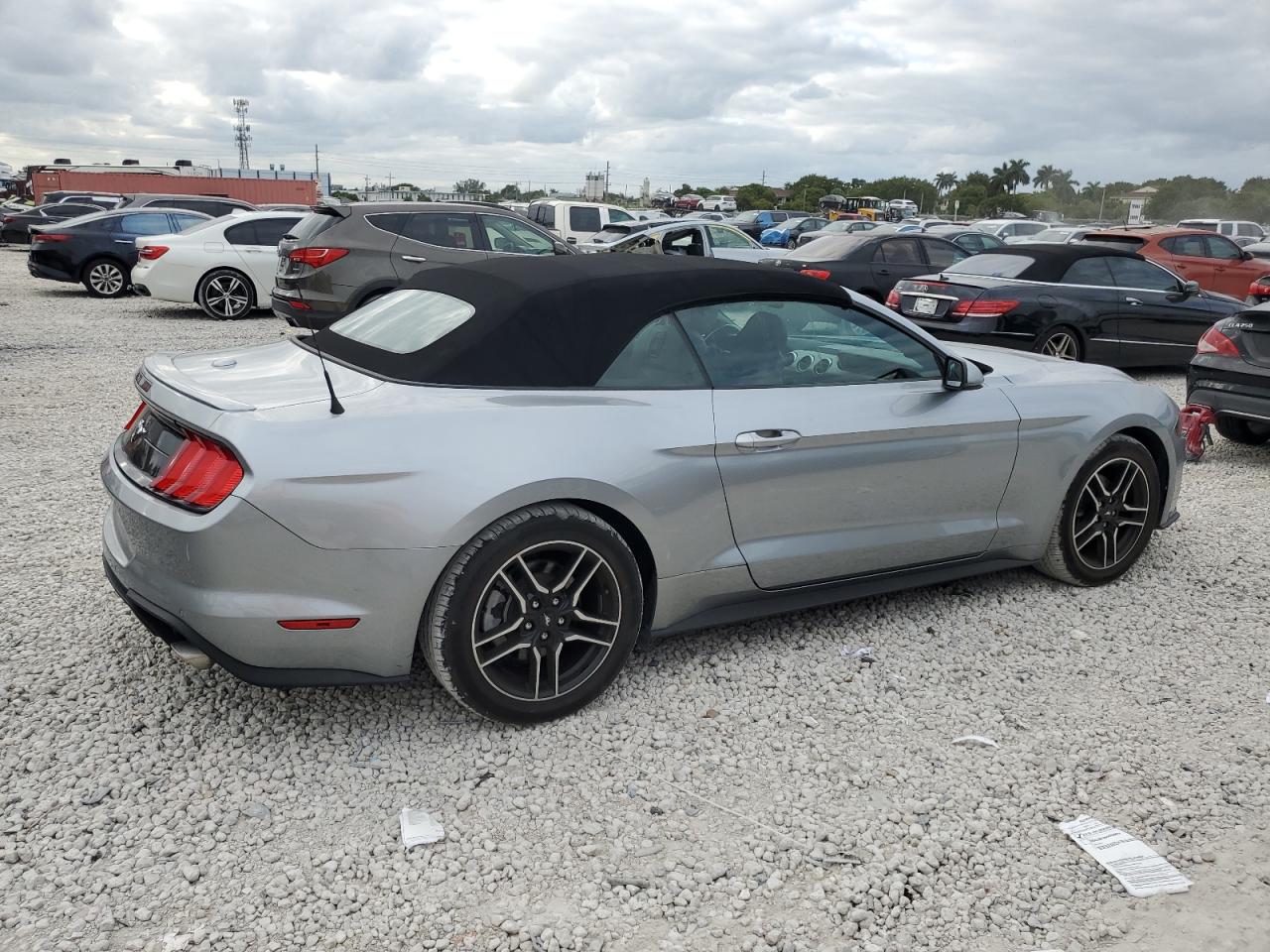 2022 FORD MUSTANG  VIN:1FATP8UH2N5120633