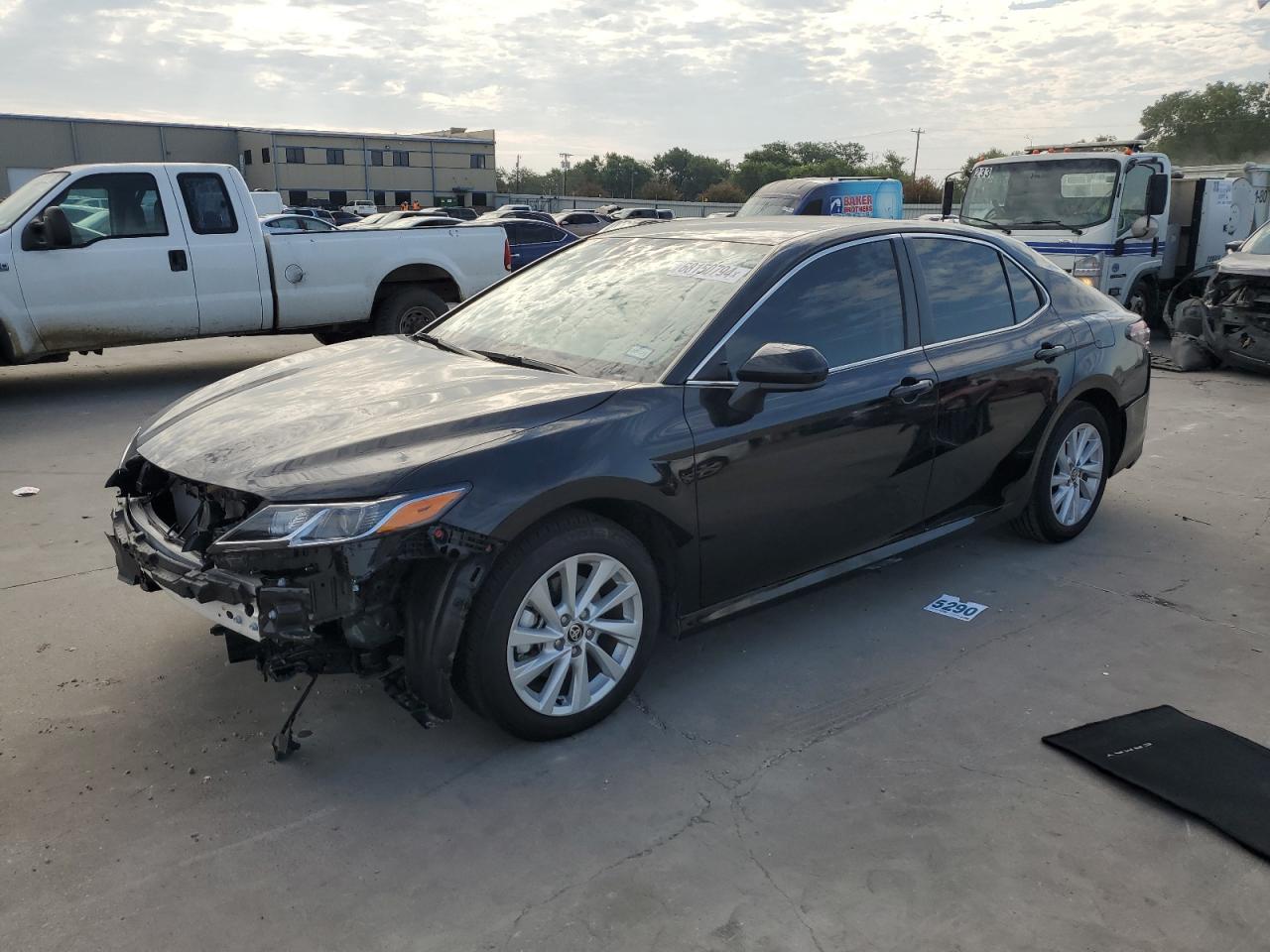 2024 TOYOTA CAMRY LE VIN:4T1C11AK1RU920124