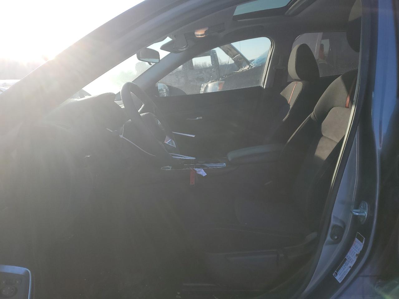 2022 NISSAN SENTRA SR VIN:3N1AB8DV9NY211698