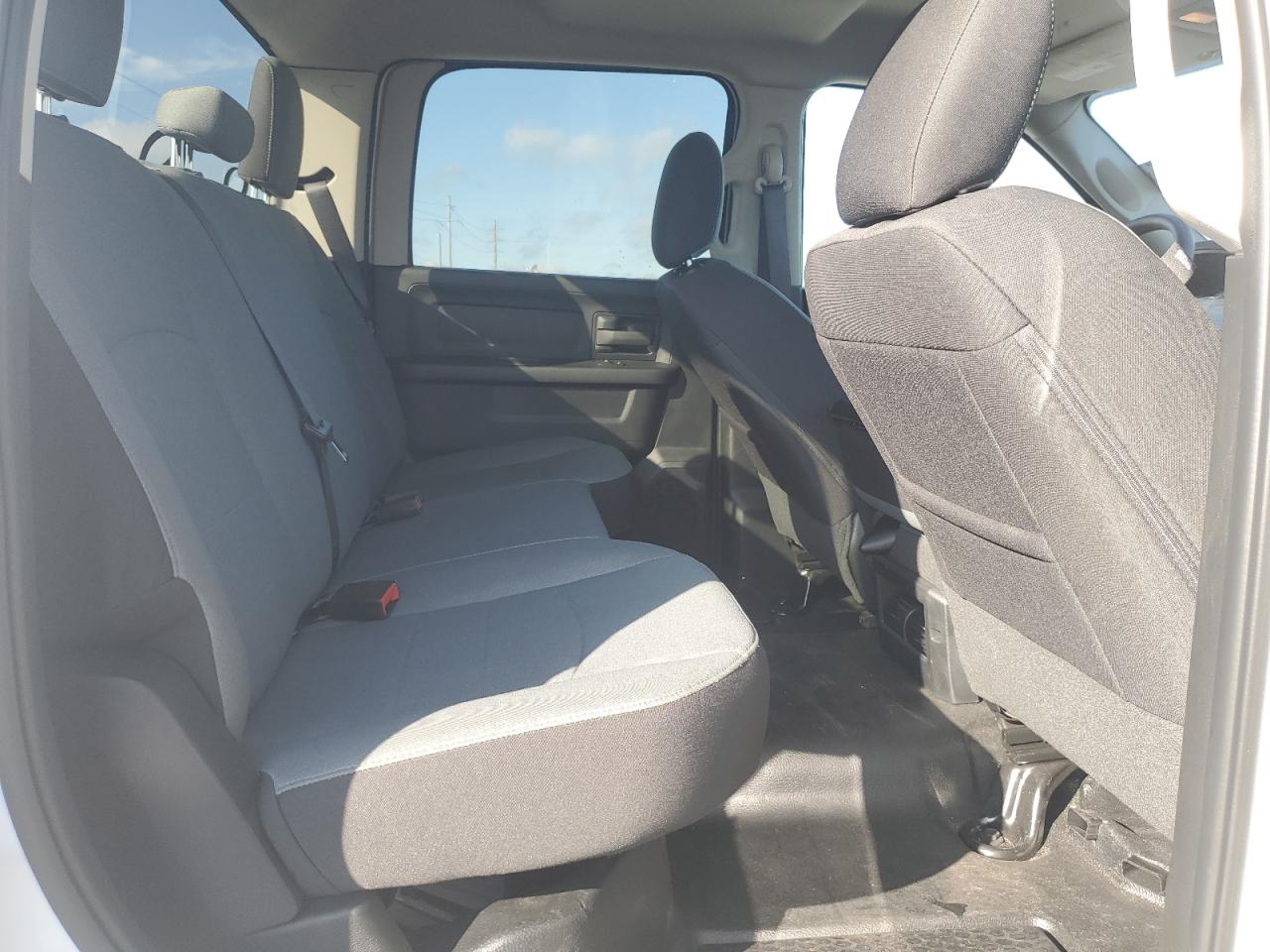 2022 RAM 1500 CLASSIC TRADESMAN VIN:3C6RR7KG2NG352684