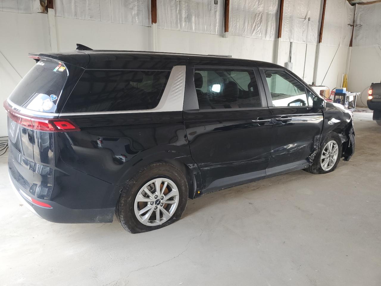 2023 KIA CARNIVAL LX VIN:KNDNB4H36P6205514